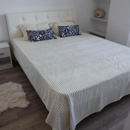 Vamos A La Playa Apartment *